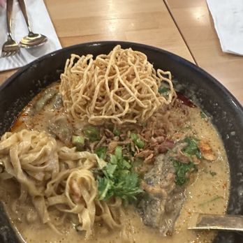 Manaao - Khao soi - Thai Near Me - Tustin, California