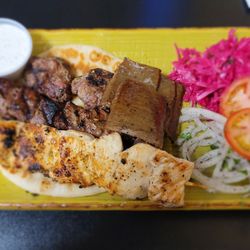 Legacy Gyros - Meat sampler