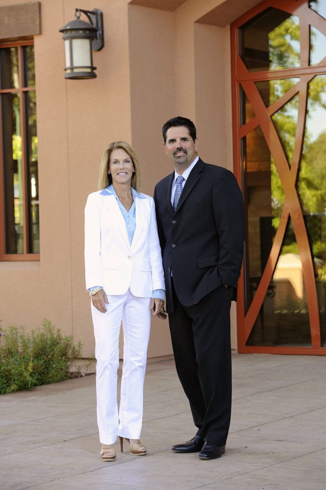 LESLIE DOPP MANZONE ENGEL & VOELKERS 11 Photos 51 Moraga Way