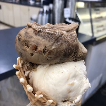Edaleen Ice Cream Shoppe - Grocery Near Me - Lynden, Washington Edaleen Ice Cream Shoppe - Grocery Near Me - Lynden, Washington