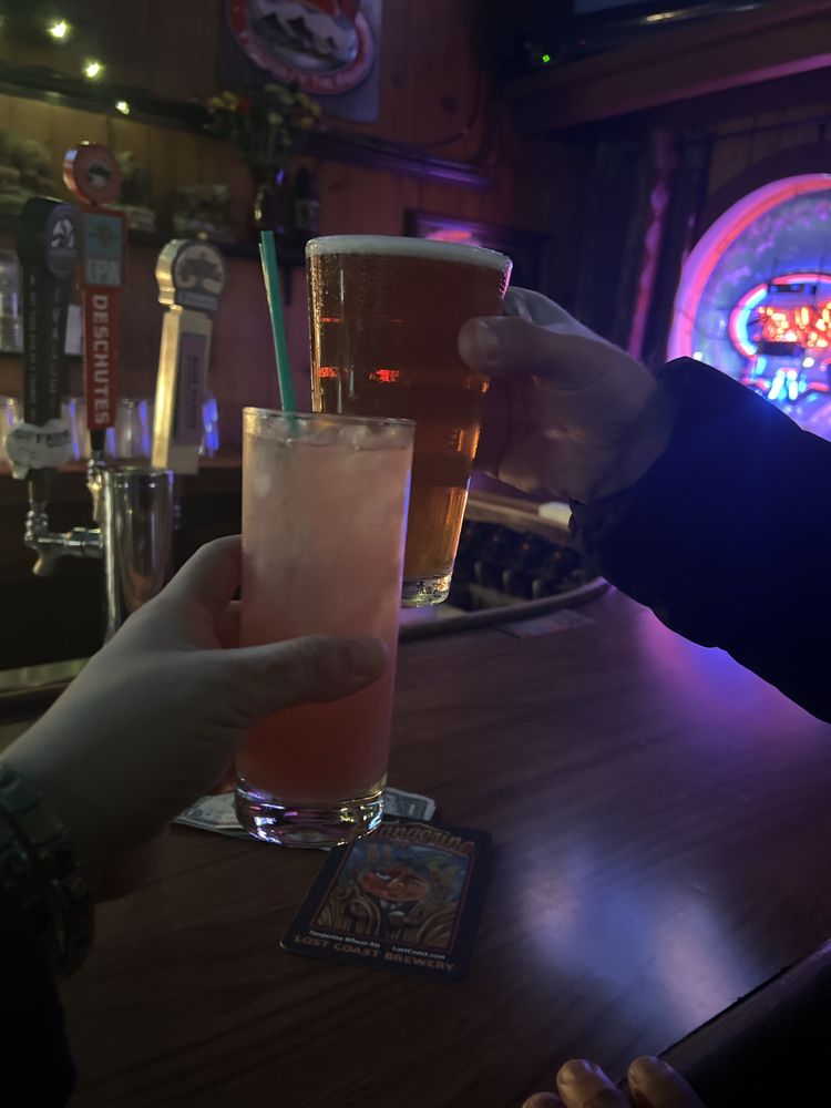 Social spots from Everett's Club