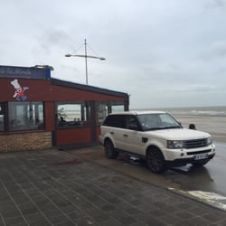 La Moule Rit - One parking space but plenty of street parking just feet away