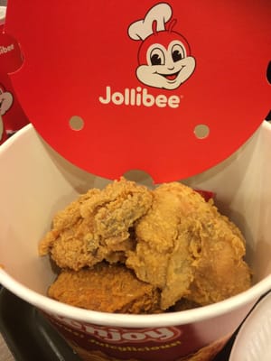 Jollibee (Lucky Plaza Level 6) by null