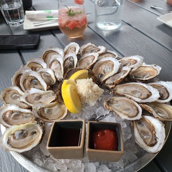 Pearl Diver - Seafood Near Me - Toronto, Ontario Pearl Diver - Seafood Near Me - Toronto, Ontario