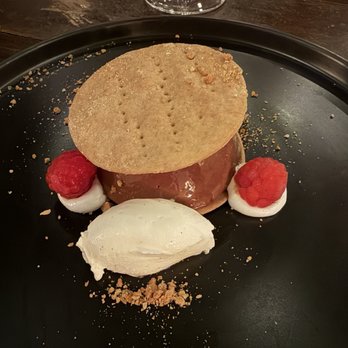 Valette Restaurant - Smores - New American Near Me - Healdsburg, California Valette Restaurant - Smores - New American Near Me - Healdsburg, California