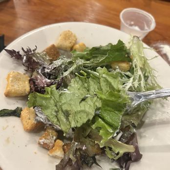 Grapevine Cafe and Gallery - Wilted, browning salad - Cajun/Creole Near Me - Donaldsonville, Louisiana
