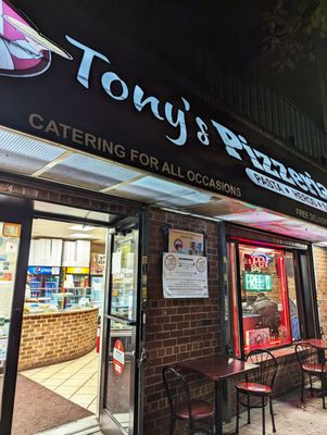 Tony's Pizzeria by null
