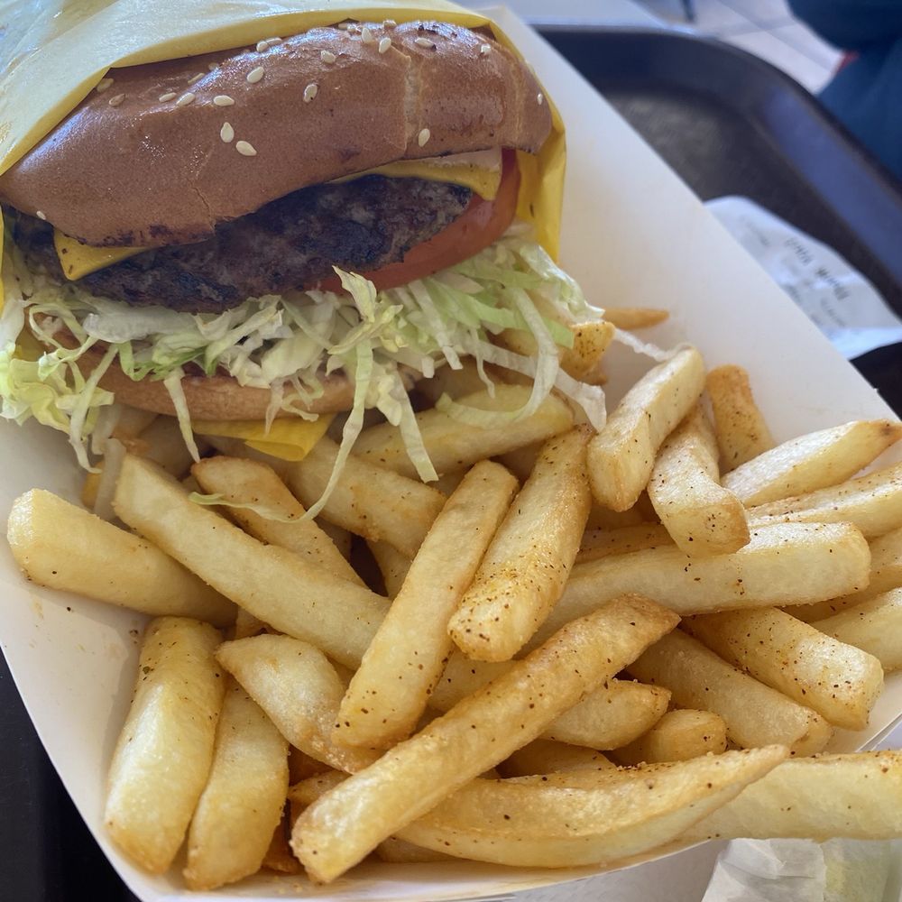 Pete's Burger - Cheeseburger with crispy fries - Burgers Near Me - South Gate, California