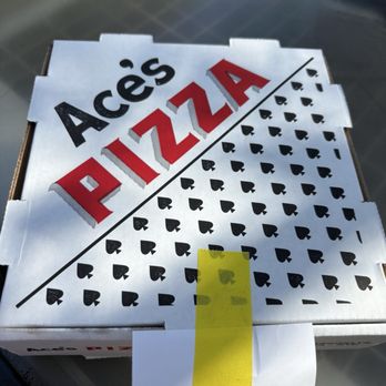 Ace's Pizza - The box - Pizza Near Me - New York, New York