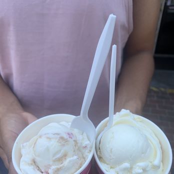 Here's The Scoop - Ice Cream & Frozen Yogurt Near Me - Washington, DC, District of Columbia Here's The Scoop - Ice Cream & Frozen Yogurt Near Me - Washington, DC, District of Columbia