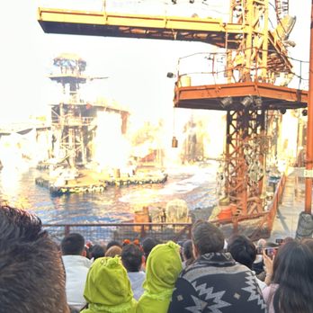 WaterWorld - Amusement Parks Near Me - Universal City, California WaterWorld - Amusement Parks Near Me - Universal City, California