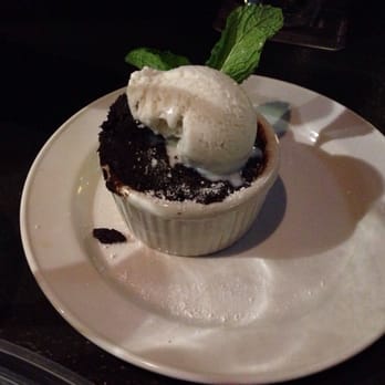 Yard House - Chocolate soufflé... Not even remotely a soufflé. Tastes like chocolate cake. - New American Near Me - Orlando, Florida Yard House - Chocolate soufflé... Not even remotely a soufflé. Tastes like chocolate cake. - New American Near Me - Orlando, Florida