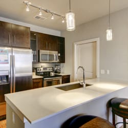 19th Street Apartment by Stay Alfred - Elan by Stay Alfred