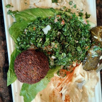 Zaytoona Mediterranean Grill - Mixed plate - Mediterranean Near Me - Dearborn, Michigan