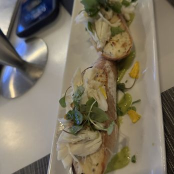 Altius - Heron Point Crab Toast - New American Near Me - Pittsburgh, Pennsylvania