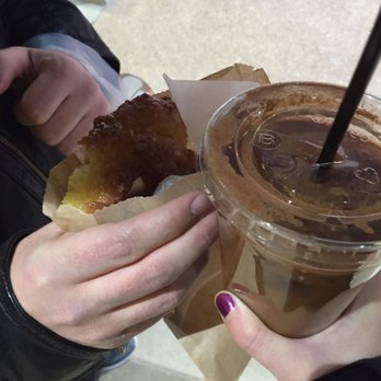 Do-Rite Donuts & Chicken - Old fashioned and Nutella iced coffee - Donuts Near Me - Chicago, Illinois
