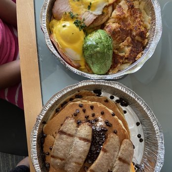 George's - Avocado Eggs Benedict & Chocolate Chip Pancakes - American Near Me - New York, New York George's - Avocado Eggs Benedict & Chocolate Chip Pancakes - American Near Me - New York, New York