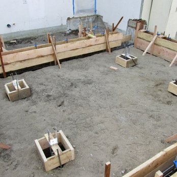 MDM Custom Remodeling - Day 6. The completion of the concrete form fence and the crawl space support posts. Such impressive construction handiwork. - General Contractors Near Me - Los Angeles, California MDM Custom Remodeling - Day 6. The completion of the concrete form fence and the crawl space support posts. Such impressive construction handiwork. - General Contractors Near Me - Los Angeles, California