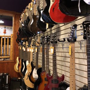 MUSIC GO ROUND - Updated June 2025 - 33 Photos & 16 Reviews - 1722