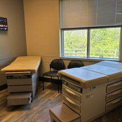 Hometown Urgent Care & Occupational Health - Exam room in Hometown Urgent Care & Occupational Health in Columbus, Ohio