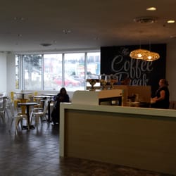 Hop Skip Jump Indoor Play Space - Cafe area.