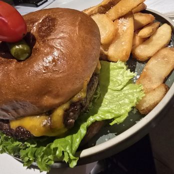 Patrick Kennedy's Irish Pub - Irish American burger - Irish Pub Near Me - Dallas, Texas