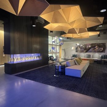 Altitude Sky Lounge - Lounges Near Me - Seattle, Washington