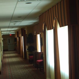 What year is this? And which hotel chain? What year is this? And which hotel chain?