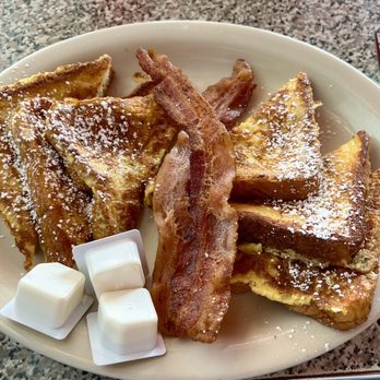 Nana Dee's Diner - French Toast and Meat - Diners Near Me - Mesa, Arizona