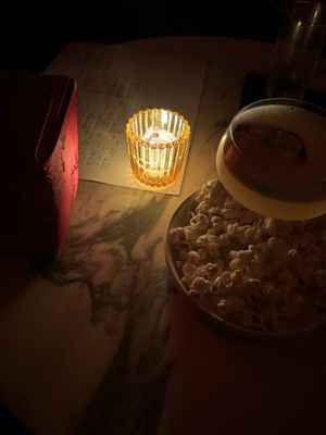 Bar Bonobo by null