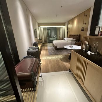 Sheraton Manila Hotel - Room - Hotels Near Me - Pasay City, NCR Sheraton Manila Hotel - Room - Hotels Near Me - Pasay City, NCR