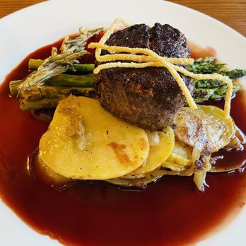 Il Fornaio - Filet subbed asparagus for mushrooms. - Italian Near Me - Coronado, California Il Fornaio - Filet subbed asparagus for mushrooms. - Italian Near Me - Coronado, California