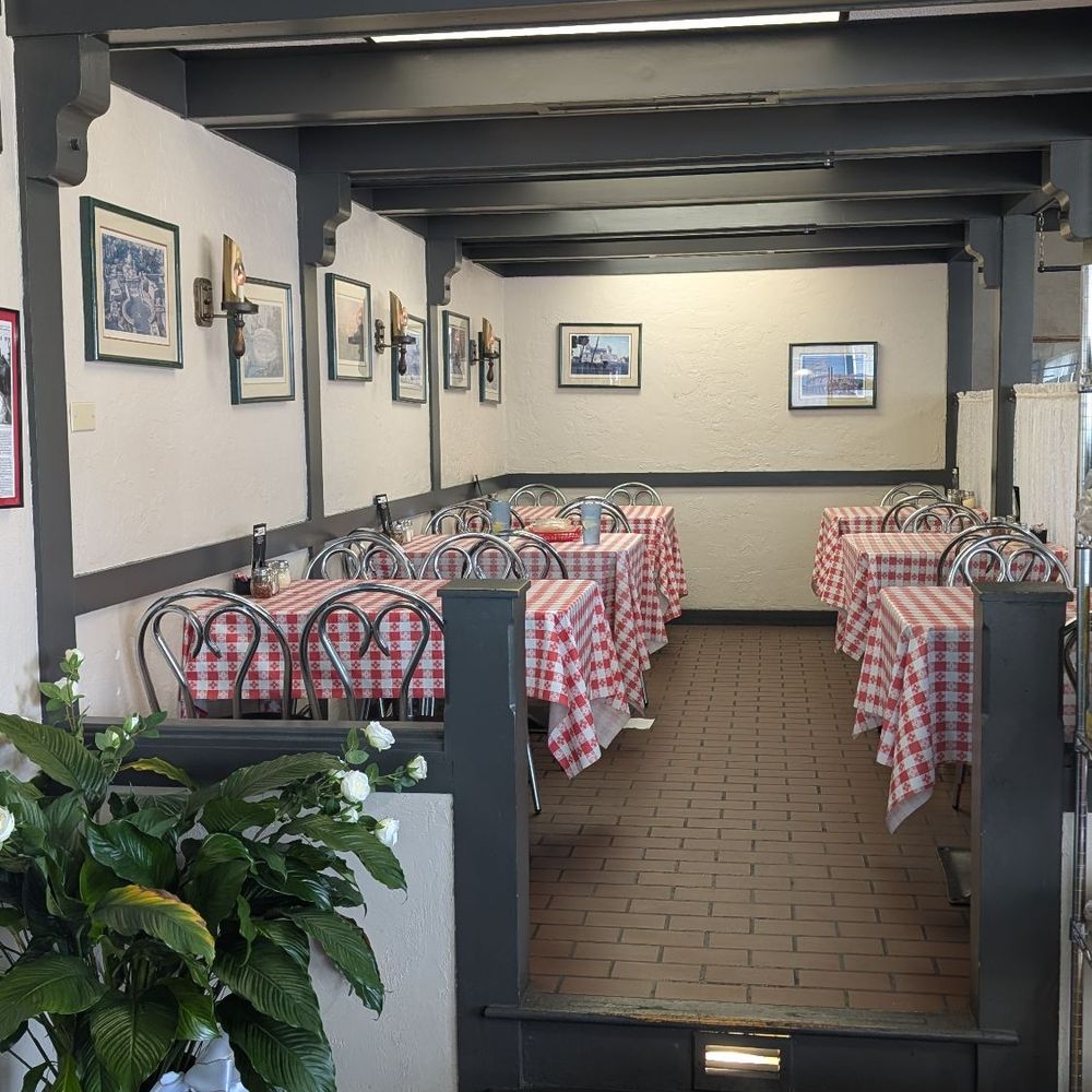 Scarsella's Restaurant - Italian Near Me - Youngstown, Ohio