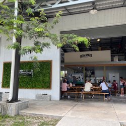 FarmHouse Miami - Outside