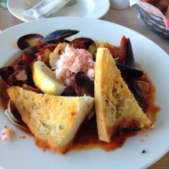 Bluewater Boathouse Seafood Restaurant Coronado - Cioppino - Seafood Near Me - Coronado, California