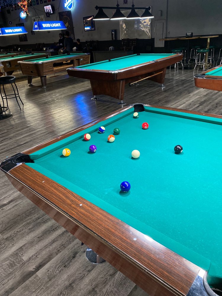 SHOOTERS SPORTS & GRILL 46 Photos & 83 Reviews 10226 Indiana Ave