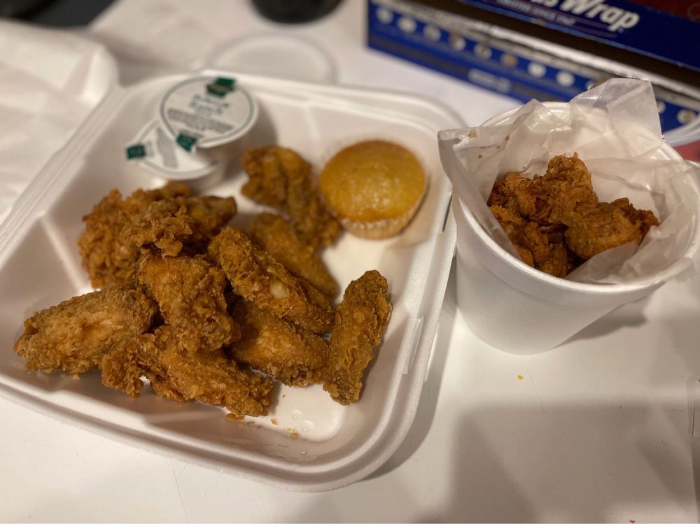 RICHIES Updated July 2024 40 Photos & 21 Reviews 771 E New Circle