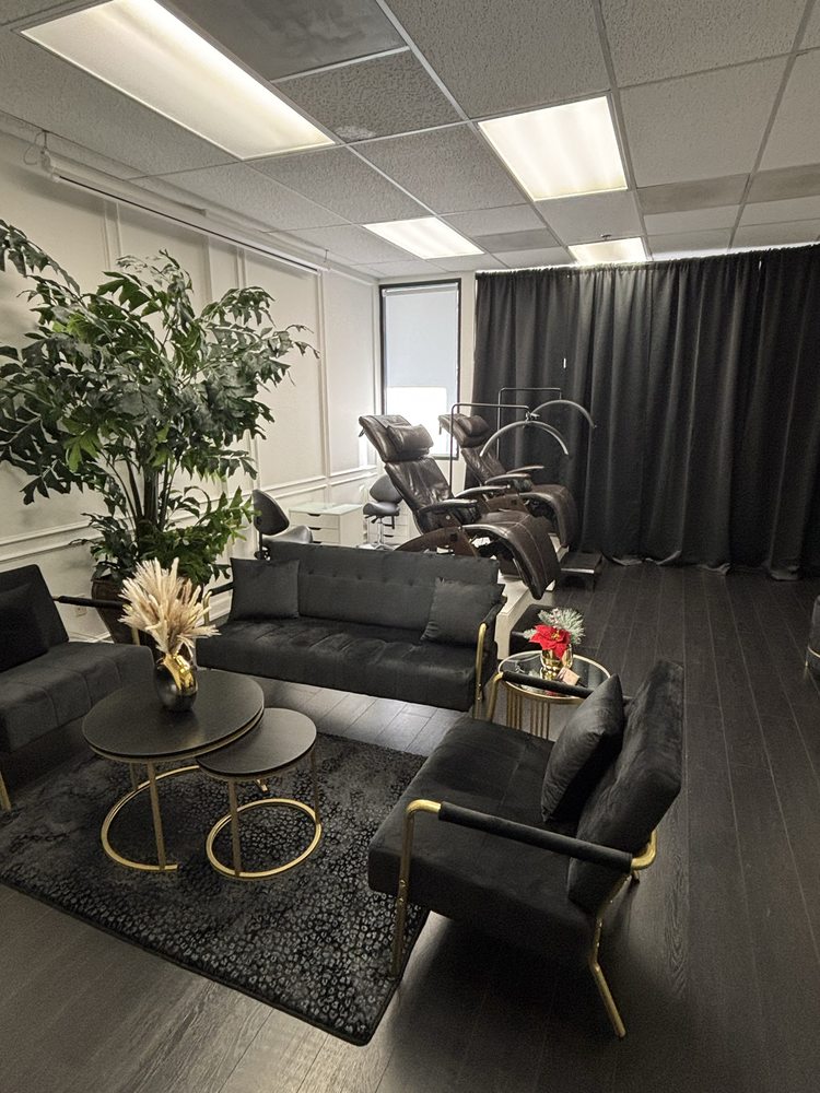 Bare Body Sugar & Tan Logo