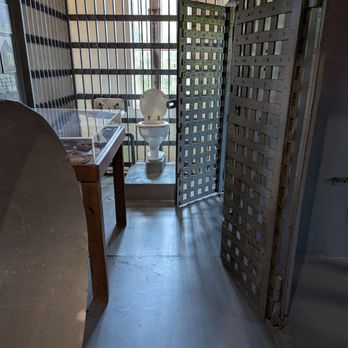 Old Jail Museum - Museums Near Me - Hayesville, North Carolina