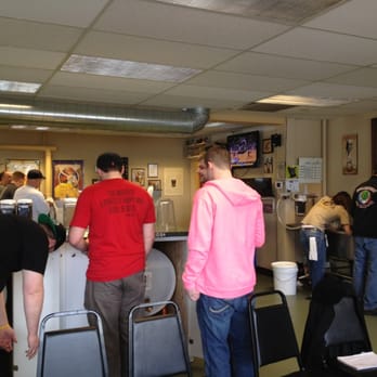 Gallagher's Where U Brew - Getting brewing supplies ready - Breweries Near Me - Edmonds, Washington
