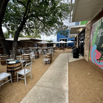 Hop and Sting Brewing Company - Breweries Near Me - Grapevine, Texas