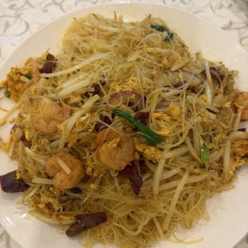 B&W Kitchen - Singapore fried rice noodles - Chinese Near Me - San Francisco, California B&W Kitchen - Singapore fried rice noodles - Chinese Near Me - San Francisco, California