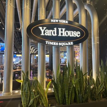 YARD HOUSE - 310 Photos & 196 Reviews - 575 7th Ave, New York, New York