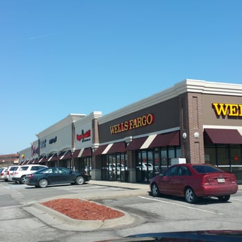 Wells Fargo Bank - Banks & Credit Unions Near Me - Omaha, Nebraska Wells Fargo Bank - Banks & Credit Unions Near Me - Omaha, Nebraska