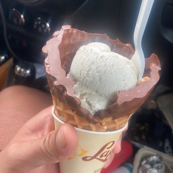Lappert's Hawaii - Vanilla bean ice cream with a chocolate cone - Ice Cream & Frozen Yogurt Near Me - Koloa, Hawaii Lappert's Hawaii - Vanilla bean ice cream with a chocolate cone - Ice Cream & Frozen Yogurt Near Me - Koloa, Hawaii