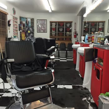 Straight Razor Barbershop - Barbers Near Me - El Centro, California Straight Razor Barbershop - Barbers Near Me - El Centro, California