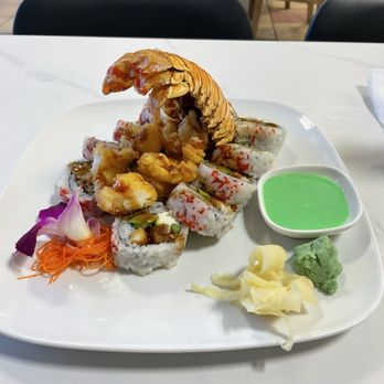 Sushi Sushi - Lobster roll - Sushi Bars Near Me - Meridian, Idaho