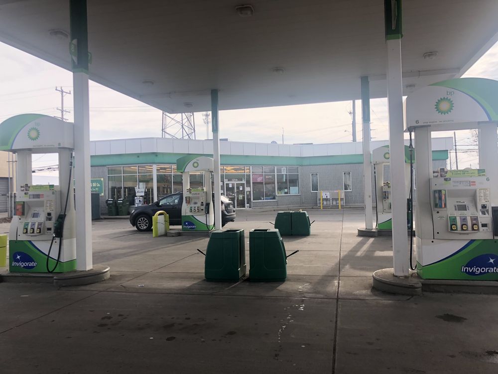 ROYAL GAS & OIL COMPANY BP GAS STATION nearby at 1710 Hilton Rd