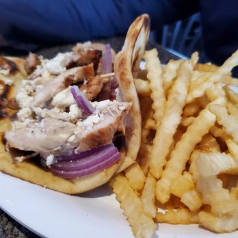 Emma's Pub & Pizza - Chicken gyro.   Hubby said chicken was cold and needed Taziki sauce.   He told me not to bother taking a bite. - Pizza Near Me - Bridgewater, Massachusetts