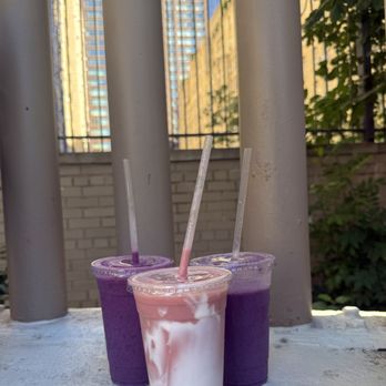 Angie - Berry up ( 20 0z ) Up to date ( 20 oz ) - Juice Bars & Smoothies Near Me - New York, New York